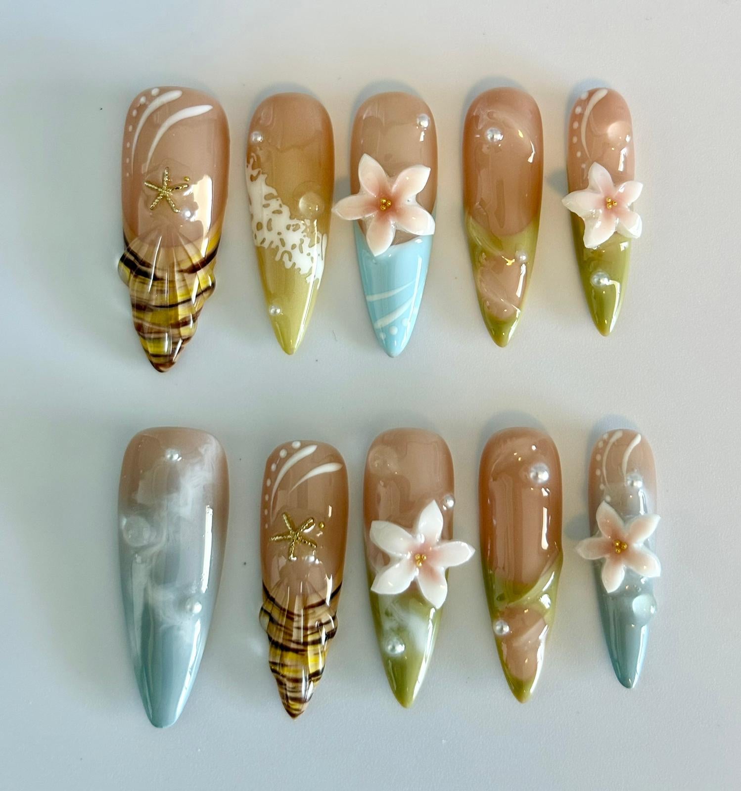 Golden Tides Blossom