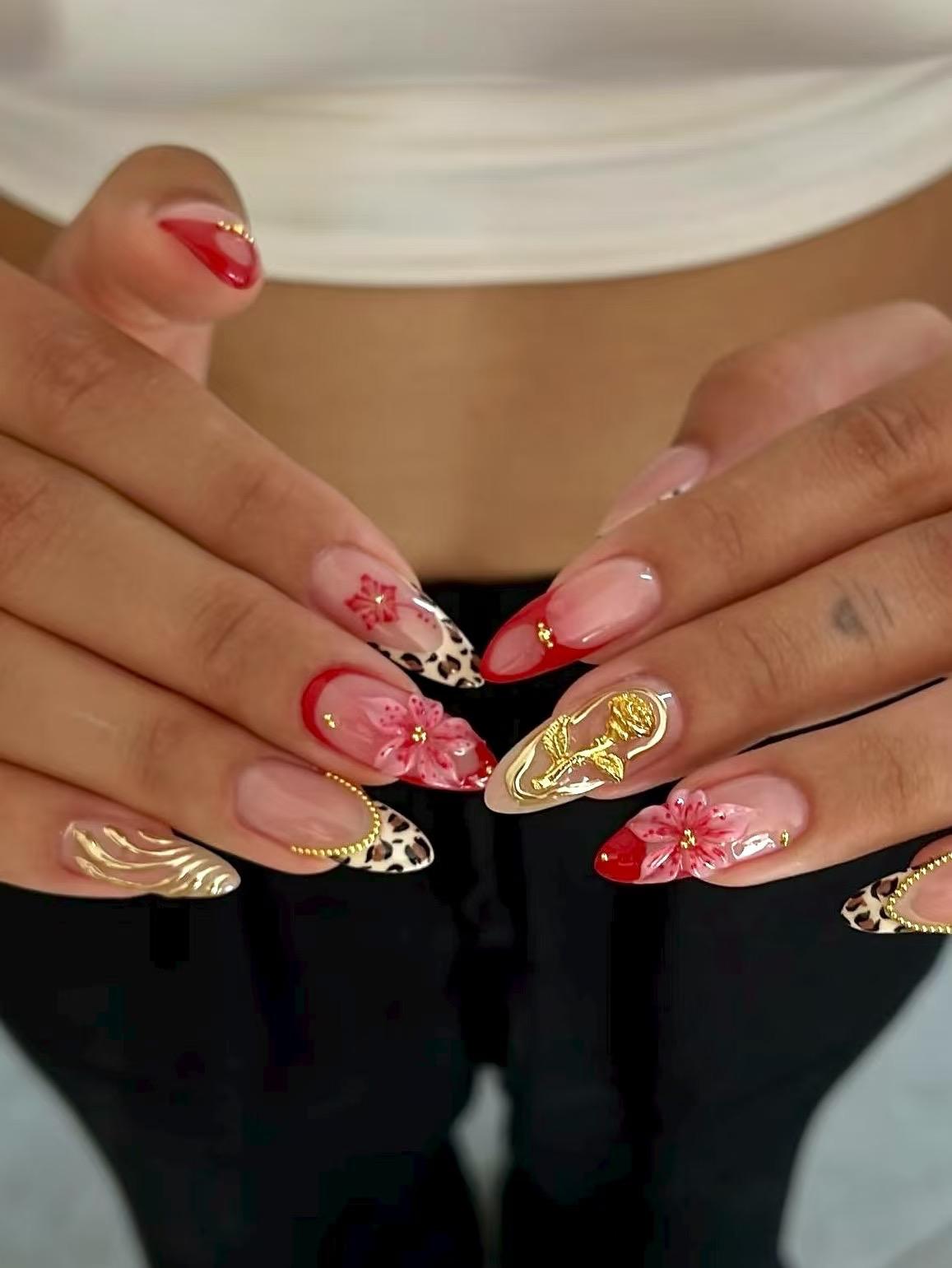 Scarlet Bloom French